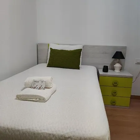 Carrerahouses Fragoso 2º * Vigo